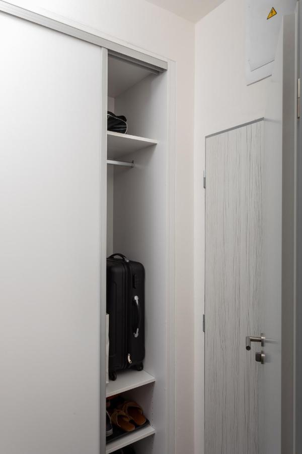Dagmar Apartment